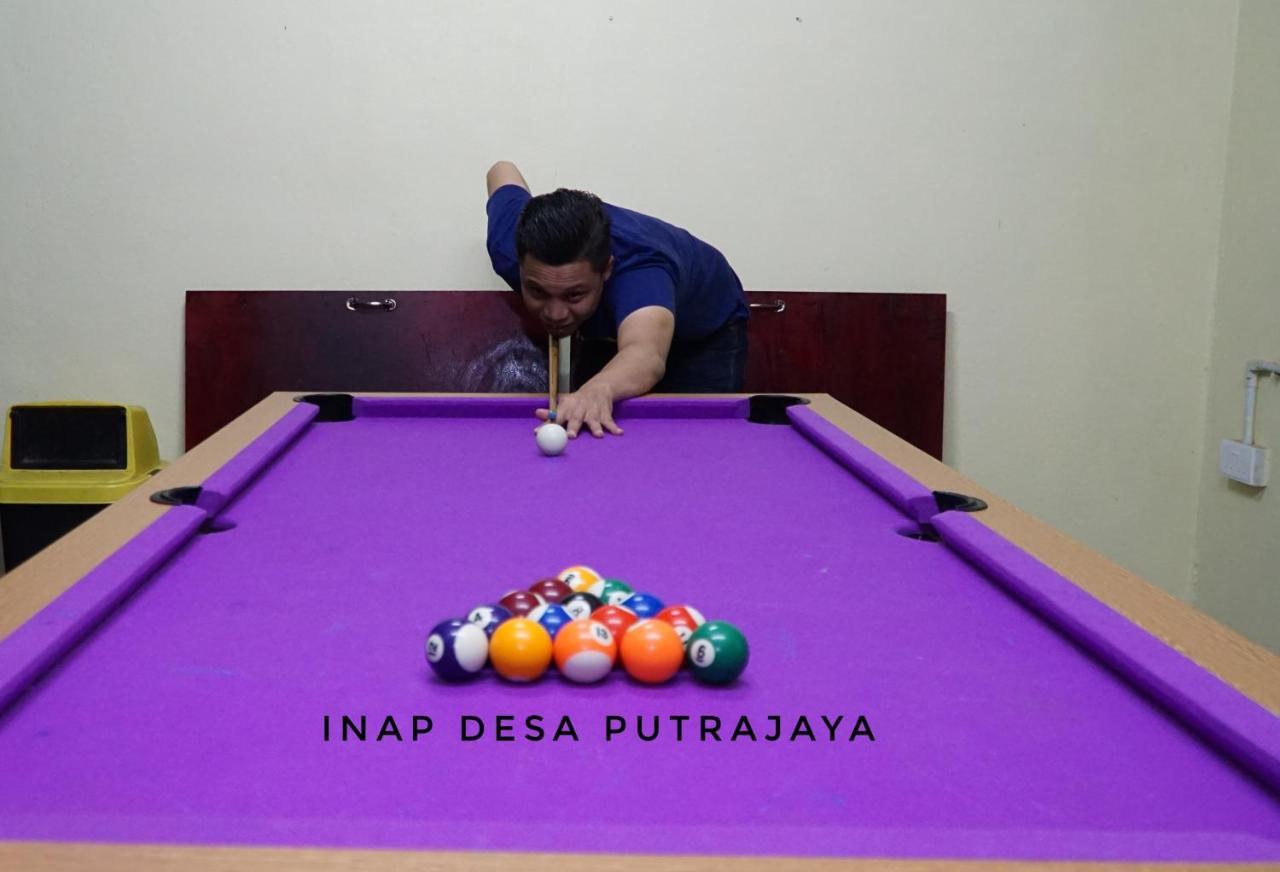 Inap Desa Putrajaya Guesthouse With Private Pool Kajang Bagian luar foto