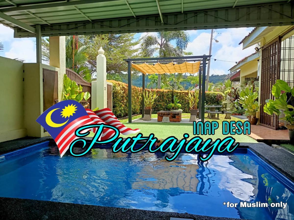 Inap Desa Putrajaya Guesthouse With Private Pool Kajang Bagian luar foto